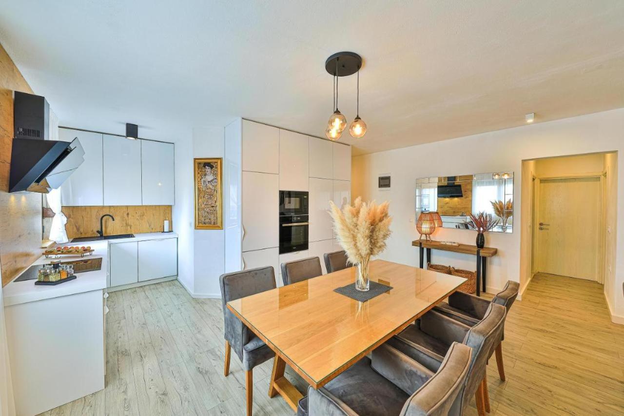 Ipm Apartments Kaštela Екстериор снимка